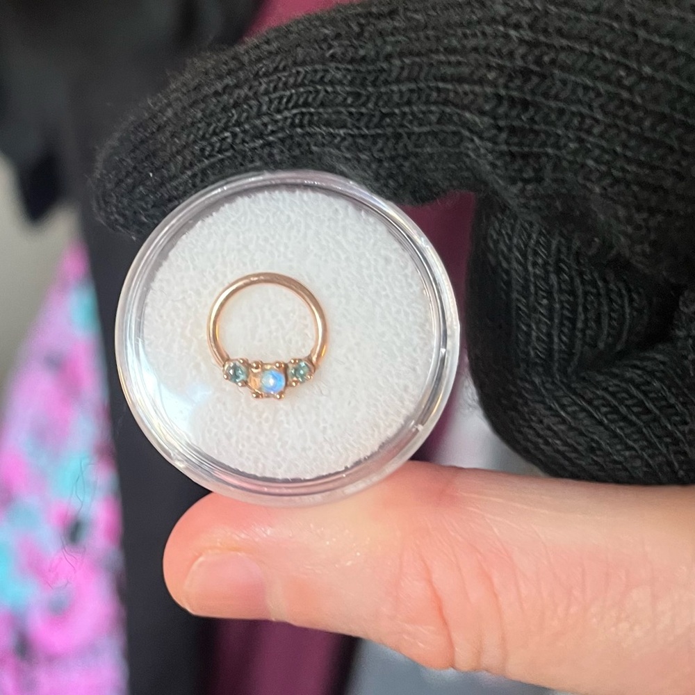Used Alchemy Adornment Ceri seam ring w moonstone+blue topaz rg 🎨🥰